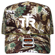 Load image into Gallery viewer, HUNTER LEAF CAMO TRUCKER